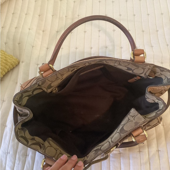 Coach Handbag - Picture 5 of 9